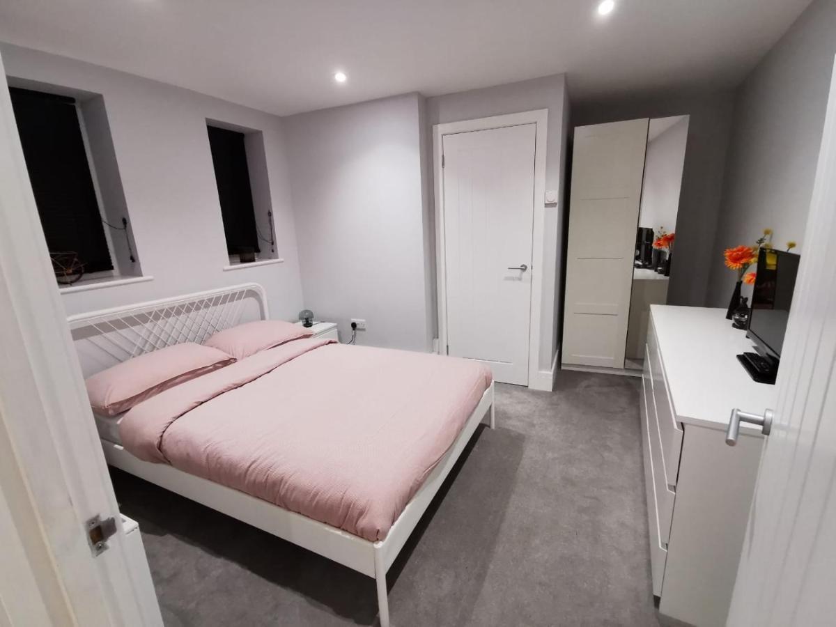 4 Sleeps And Travel Cot- Close To Beach And Restaurants Bournemouth Ngoại thất bức ảnh